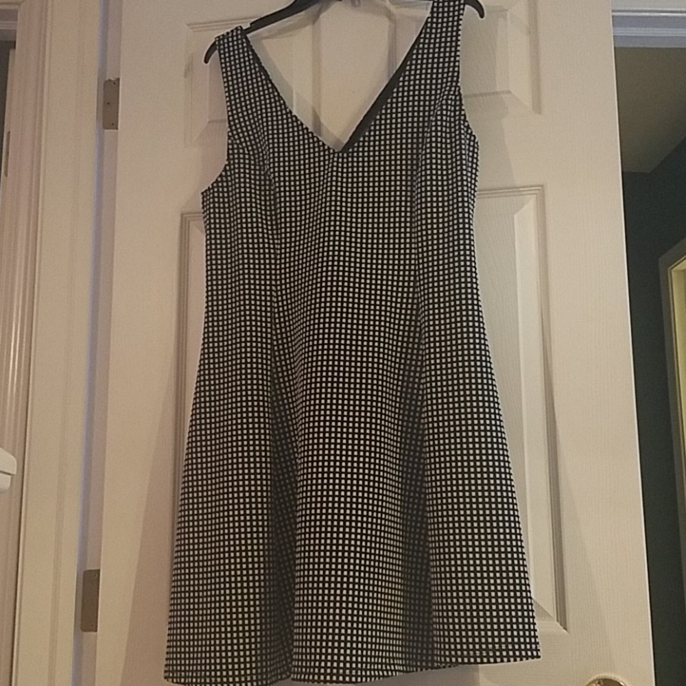 Black and white dress